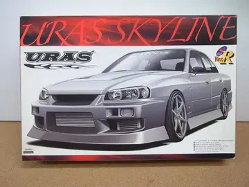 아오시마 1/24 URAS 스카이라인 R34