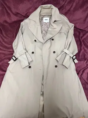 OZOC 베이지 트렌치코트 38