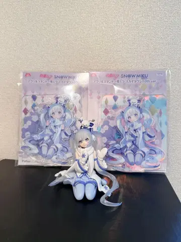 유키 미쿠 피규어+아크릴 스탠드 유키 미쿠 스카이 타운 10th ver.