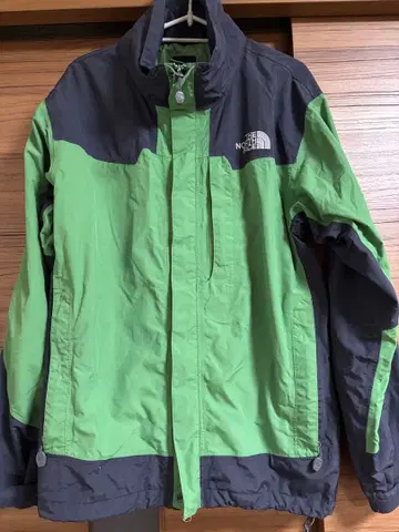 THE NORTH FACE 마운틴 후드티 그린/블랙