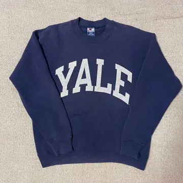 레어! [ Champion x YAEL 맨투맨 L ]