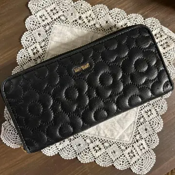 MARY QUANT 마리콴트 장지갑 퀼팅 꽃무늬 블랙