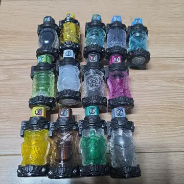 가면라이더 빌드 DX 락 풀 보틀