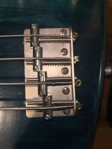 KTS 베이스용 브릿지 티타늄제