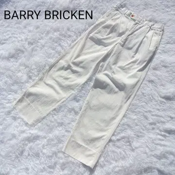 BARRY BRICKEN 화이트 치노 팬츠 턱 팬츠