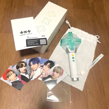 +TOMORROW X TOGETHER 응원봉 트레이딩 카드 5장 포함