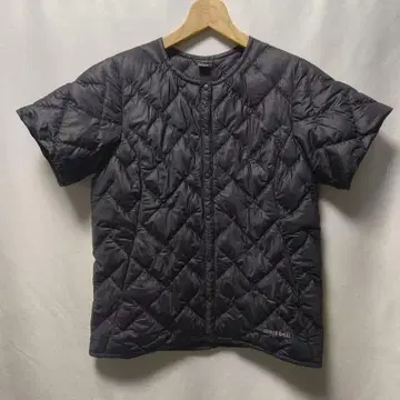 XL [새상품급] mont-bell 블랙 반팔 다운 자켓