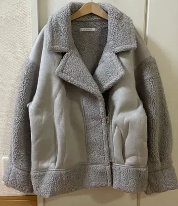 LIP SERVICE 그레이 무스탕 자켓 F 사이즈