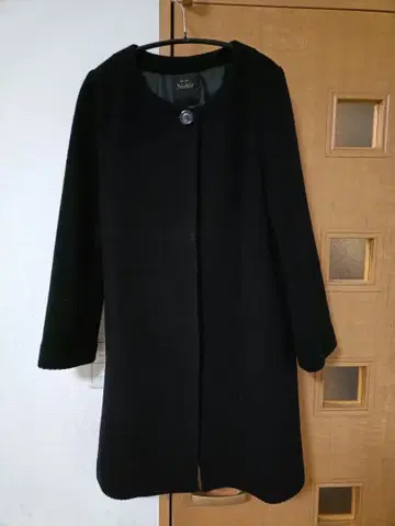 Noble 울 노카라 코트 블랙