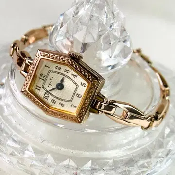 새상품급 아가트 헥사곤 손목시계 작동품 silver 팔찌 워치