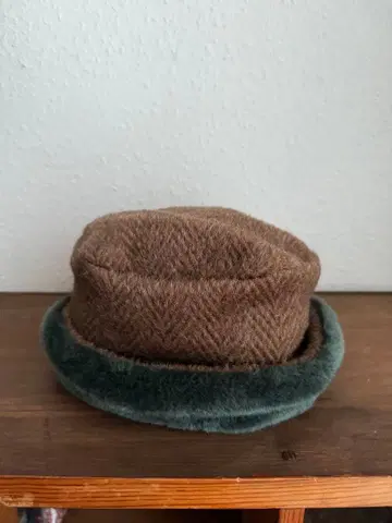 Lulu de chapeau 울 펠트 햇