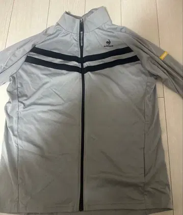 르꼬끄 스포르티브 그레이 스트라이프 자켓 LL