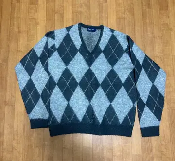 Gymphlex V넥 스웨터