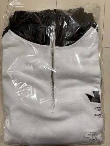 NEE 하프 지퍼 맨투맨 dindon