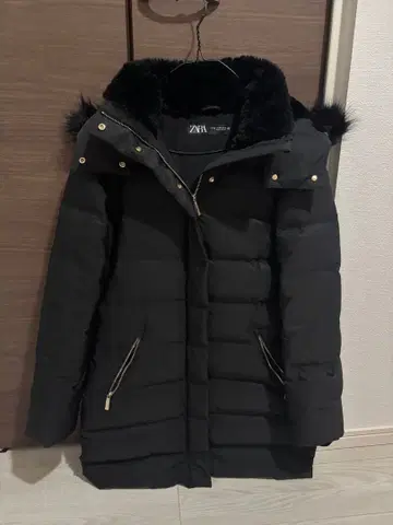 ZARA 롱 다운 코트 퍼 후드 부착