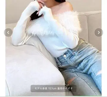 RESEXXY 인조 모피 오프숄더