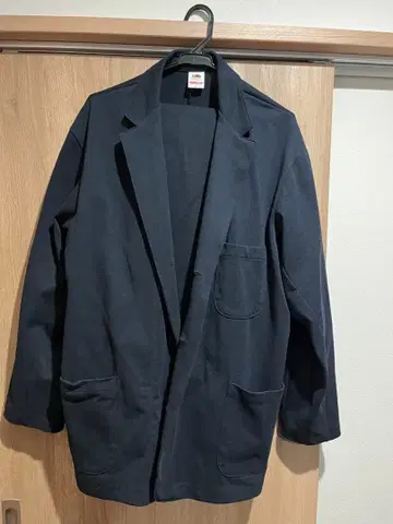 FRUIT OF THE LOOM athletic formal suit