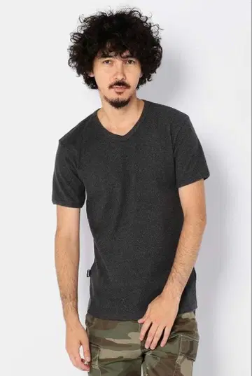 AVIREX 데일리 리브 T셔츠 다크 그레이 화이트 세트