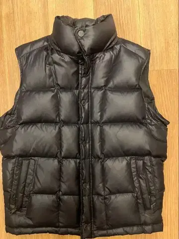 GAP 블랙 다운 베스트 남성용