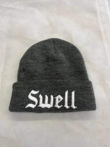러프앤스웰 니트 모자