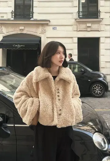 Eaphi ECOFUR SHORT JACKET