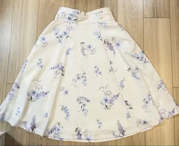 플레어 스커트 꽃무늬 크림색 사이즈 38