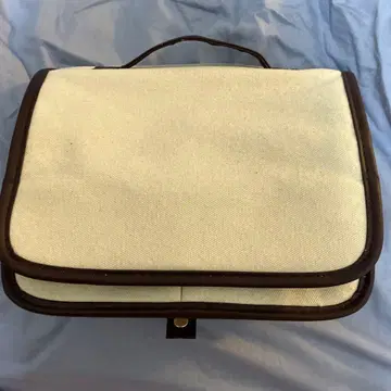 호보니치 스탓포 아이보리