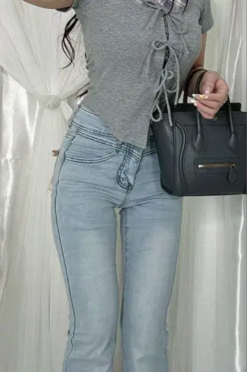 백 포켓 리본 플레어 팬츠 KR10386