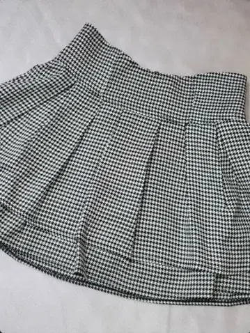 미셸 마카롱 하운드투스 체크 슬림 레그 스커트 S 사이즈
