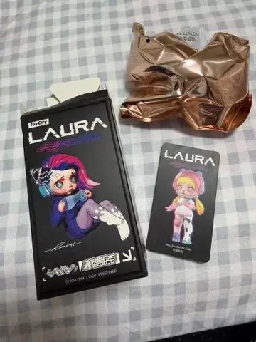 ToyCity LAURA 피규어 카드 포함 POP MART