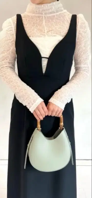 미사용 택 포함 프론트 디자인 내로우 점프 스커트