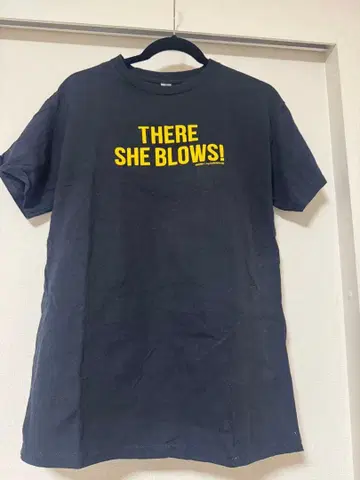 KUZIRA THERE SHE BLOWS! 셔츠