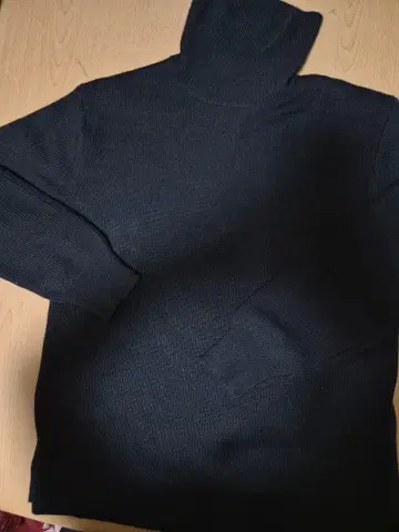 UNITED ARROWS 터틀넥 스웨터 블랙 새상품급