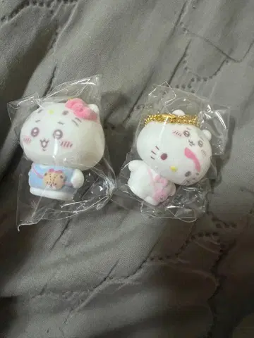 치이카와 x 산리오 시크릿 플로키 마스코트 참 치이카와 키티