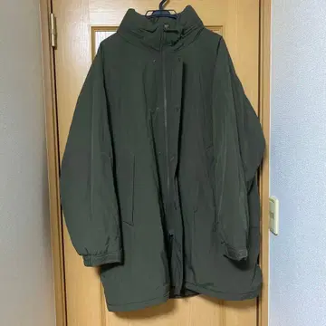 UNIQLO 올리브 모즈 코트