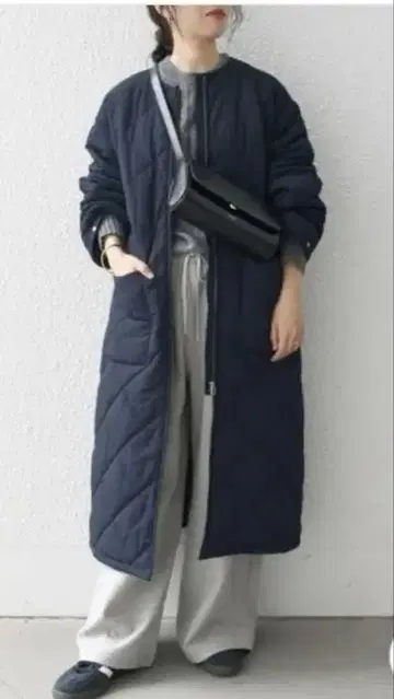 새상품급 SHIPS any 네이비 퀼팅 코트