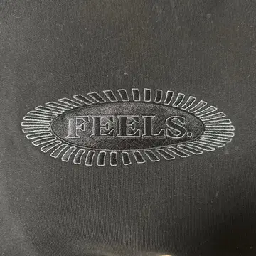 feels. 후드티 black 스기시라헤이