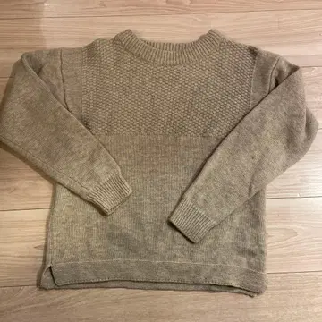 MHL, 베이지 니트 스웨터 II