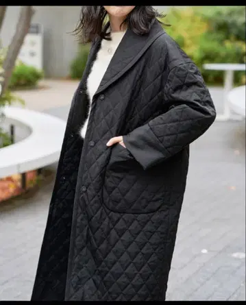 IENA LA BOUCLE 퀼팅 코트 블랙