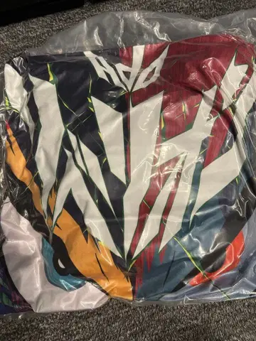 Ado 리베리온 쿠션 잔몽