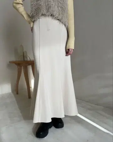 [ 새상품 미사용 ] mystic 스트레치 머메이드 스커트