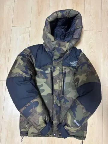 THE NORTH FACE 바르톨로 다운 자켓