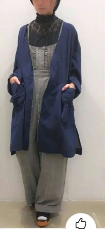 리벳앤서지 토끼 입체 포켓 노카라 코트