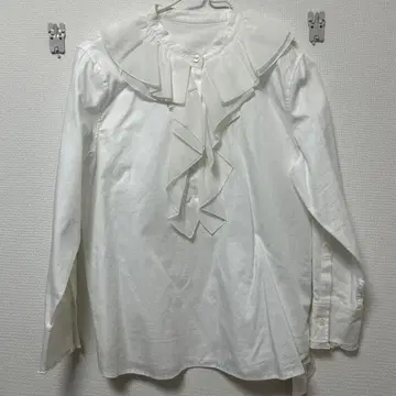 프릴 달린 화이트 셔츠 S 사이즈