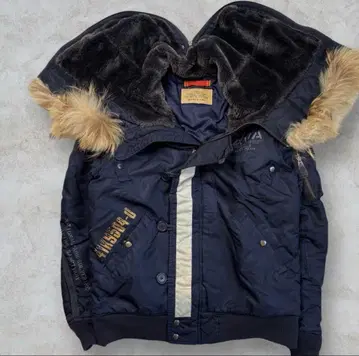 새상품급 완판템 AVIREX 플라이트 자켓 네이비