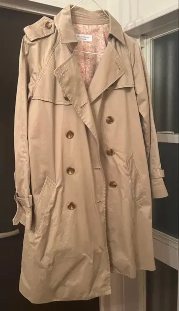 트렌치코트 스픽앤스팬