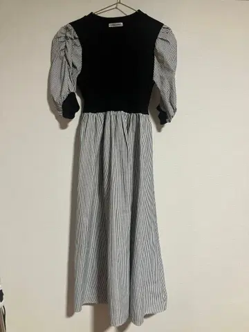 내추럴 꾸뛰르 절개 원피스