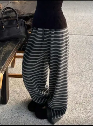 보더 스웨트 팬츠 그레이