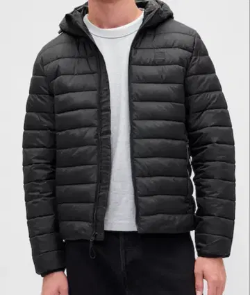 [ 컨디션 최상 ] GAP 블랙 후드 부착 다운 자켓