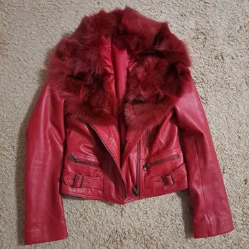레드 가죽 자켓 S 사이즈 퍼 포함